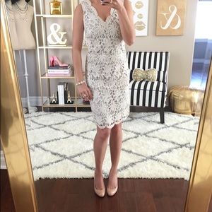 Ann Taylor White Sheath Mini Dress V-neck Sleeveless